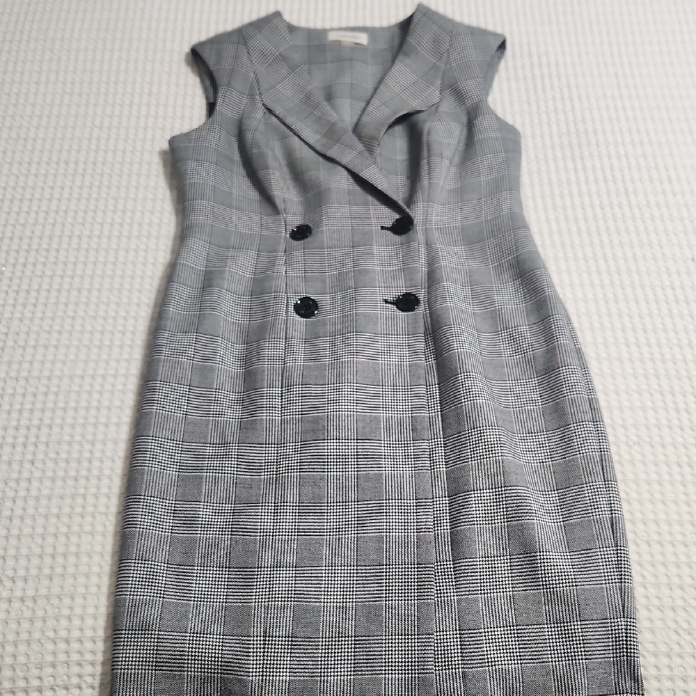 Calvin Klein Gray and Black Asymmetrical Midi Dress with V-Neck and Cap Sleeves